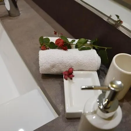 Peaceful Madeira Palace *