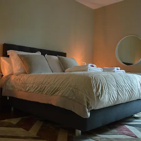 Peaceful Madeira Palace דירה פונשל