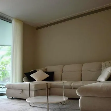 Peaceful Madeira Palace Funchal (Madeira)