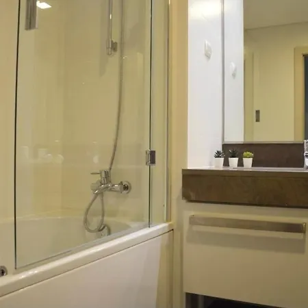 Peaceful Madeira Palace Apartamento *